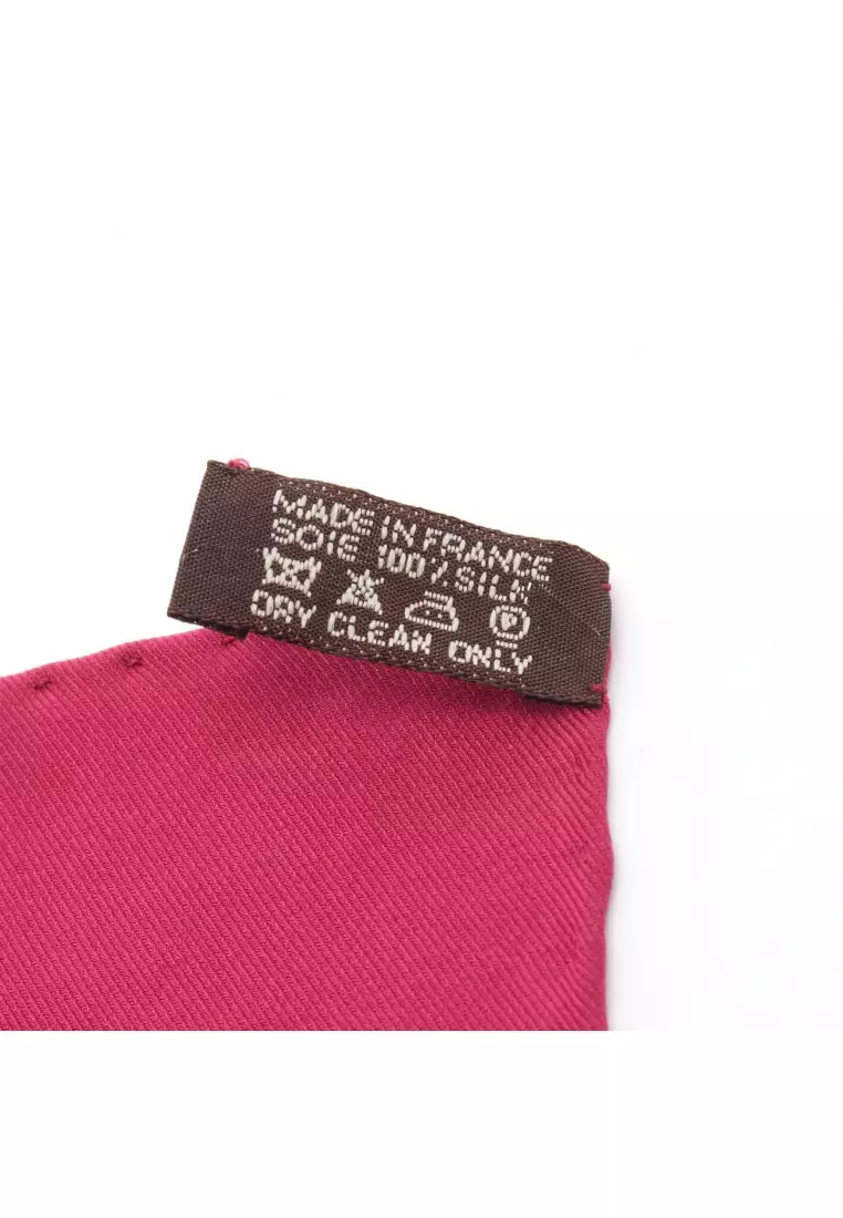 Pre-Loved Hermès carres 70 EN DESORDRE scarf silk Bordeaux pink