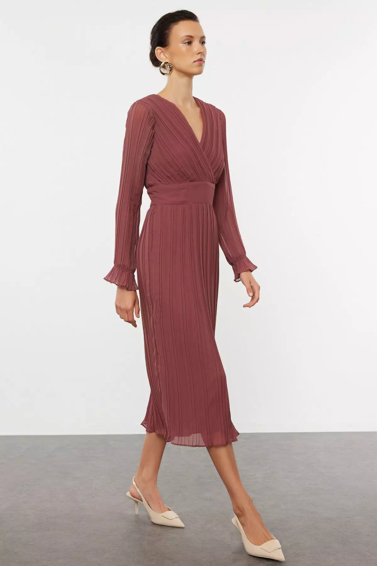 Dusty Rose Belted Plain Maxi Woven Dress TWOAW24EL00478