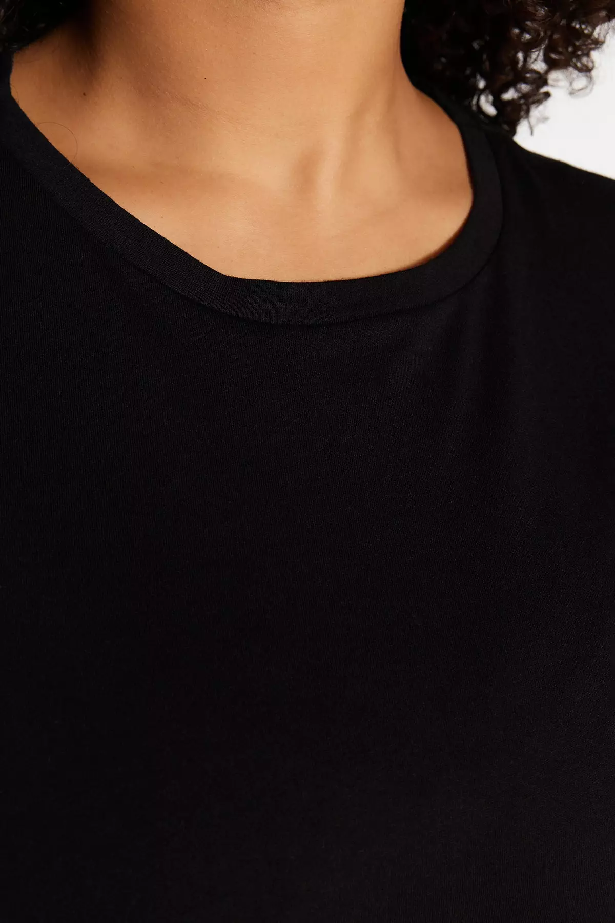 Jual Trendyol Plus Size Black Basic Knitted Crew Neck T-Shirt Original ...