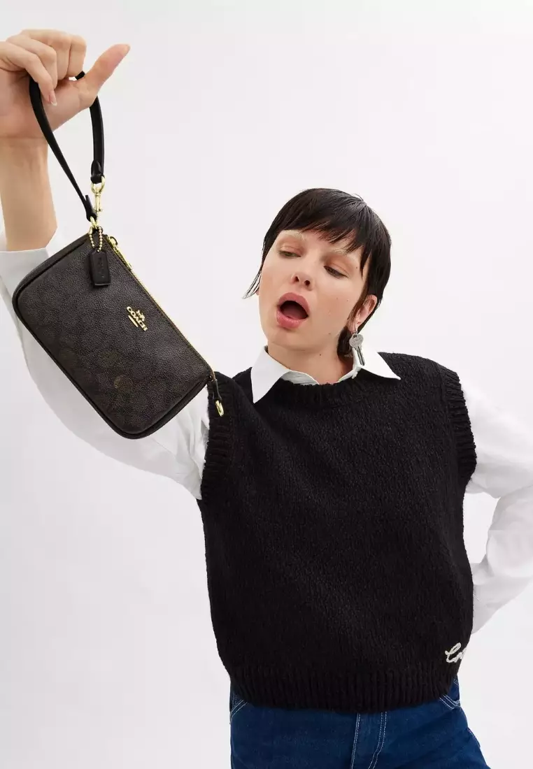 Nolita 19 In Signature Canvas Gold/Walnut/Black