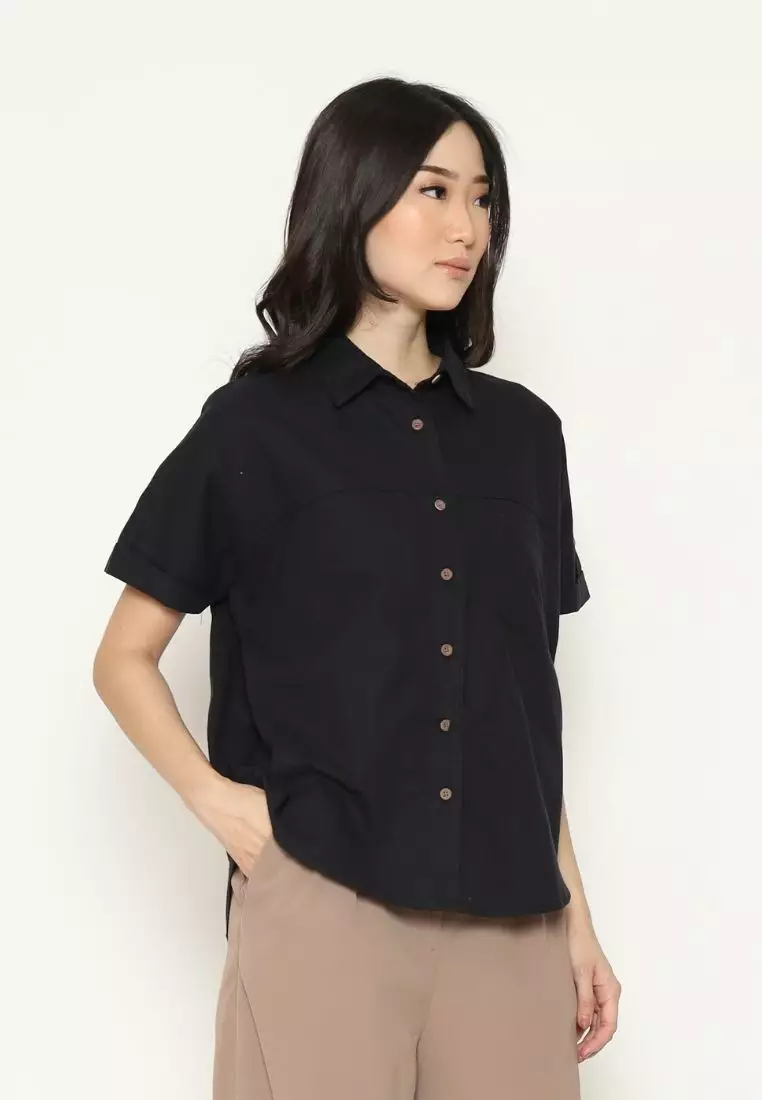 Urban Exchange Kemeja Alisha Black - Kemeja Hitam Lengan Pendek