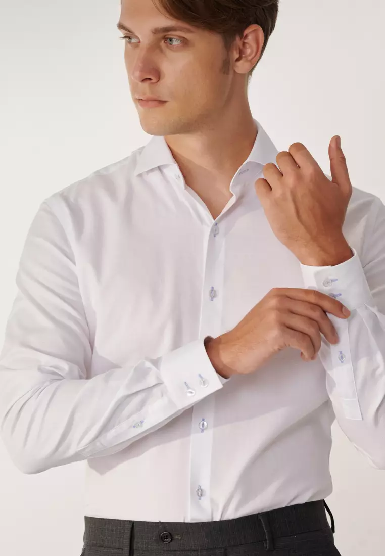 白色紋理修身版襯衫