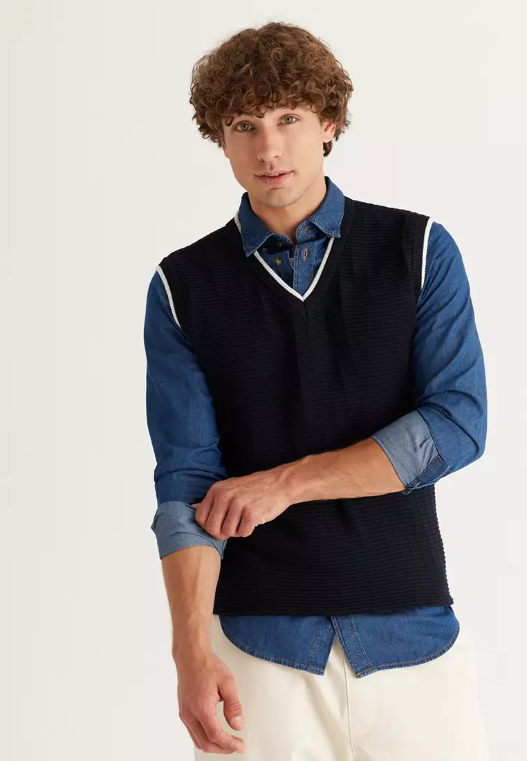 Buy Altinyildiz Crew Neck Sweater Vest 2026 Online | ZALORA