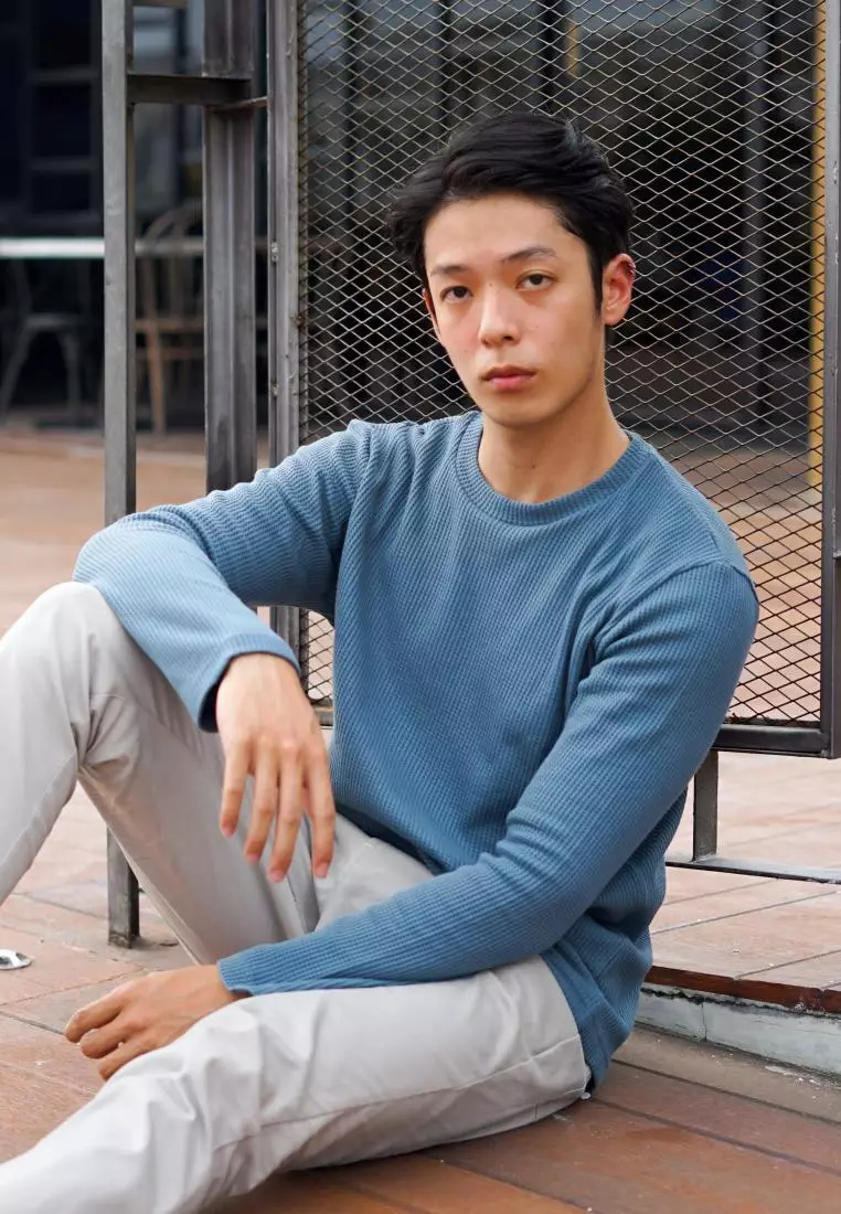 Kale Raffle Dusty Blue / Kaos Polos Tekstur Lengan Panjang Pria / Unisex