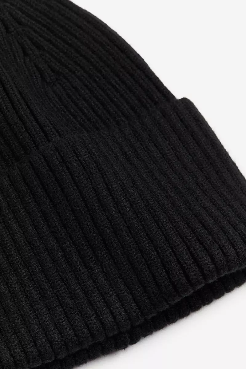 Rib-knit hat