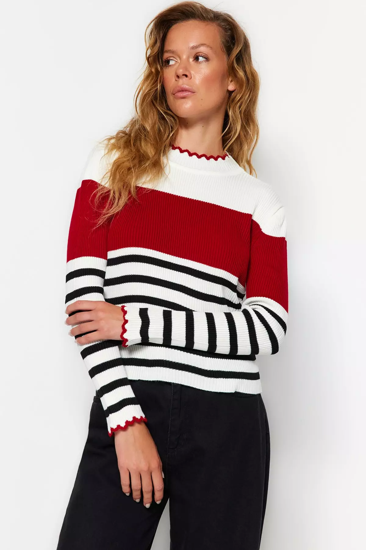 Red sweater with white fur trim hotsell