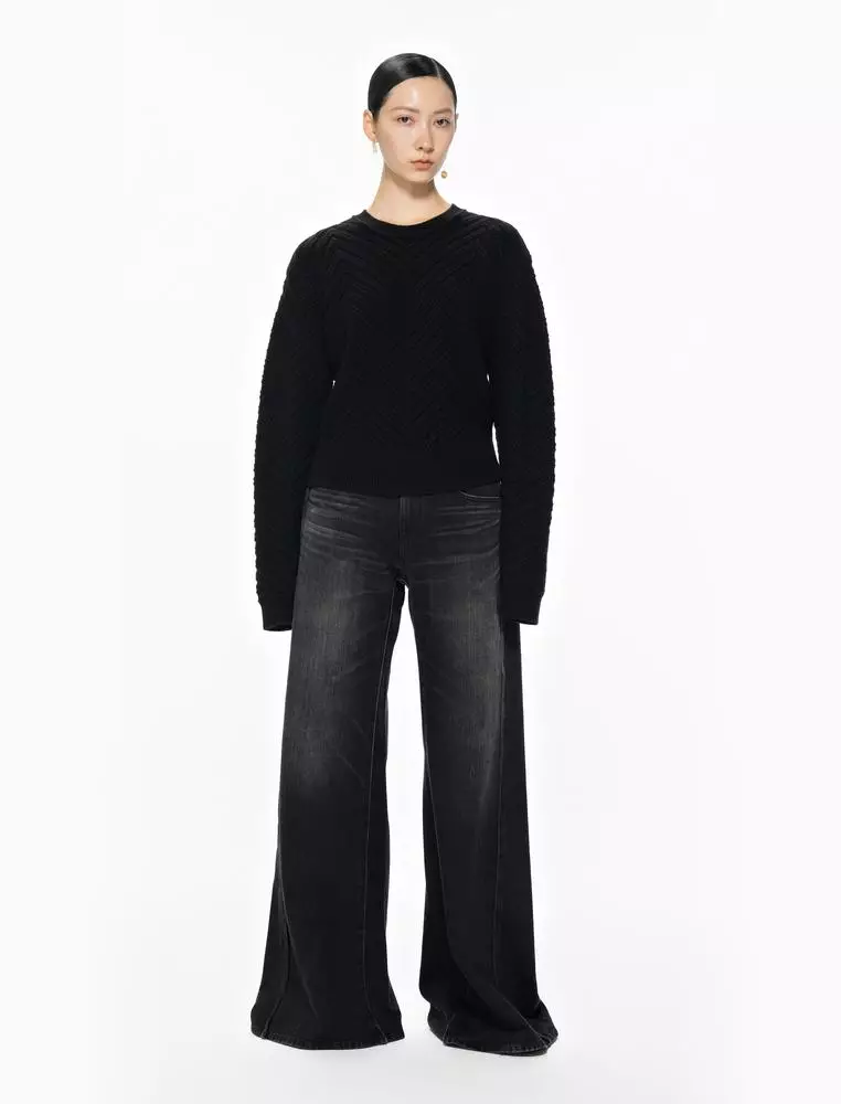 Long-sleeved cashmere pullover