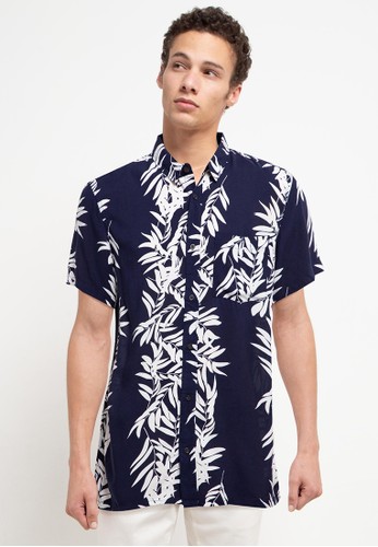 Jual Quiksilver Fluid Geo Short Sleeve Shirt Original Zalora Indonesia