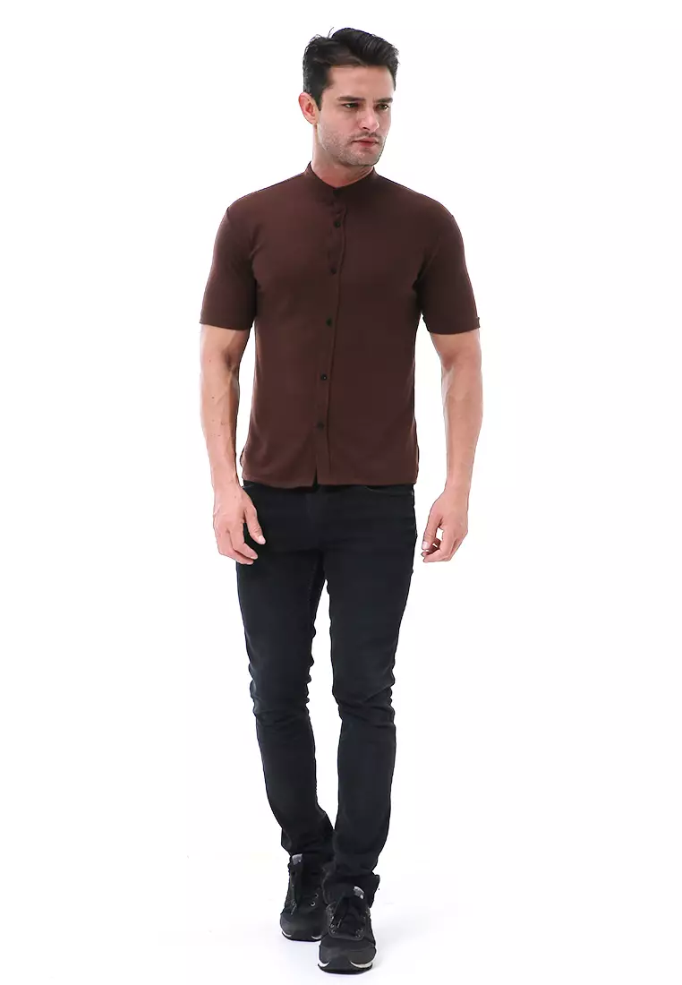Leopold Atasan Pria Kemeja Kasual Slim Fit Lengan Pendek Motif Polos Material Cotton ORIGINAL - Brown