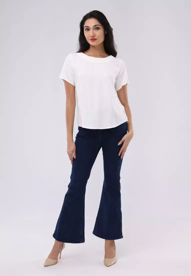 Bold Twill Short Sleeves Round Neck Blouse