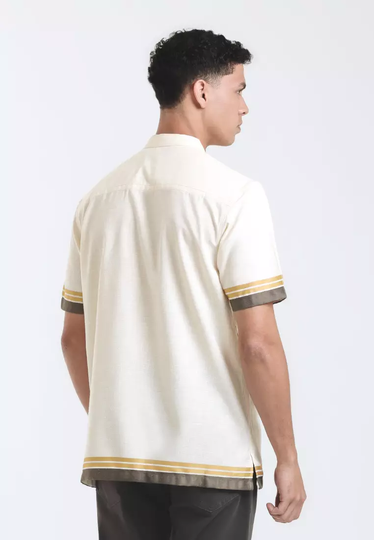 Emba Denim - Ar Rayan Kemeja Koko Pria Lengan Pendek Regular Fit Cream Warna Cream