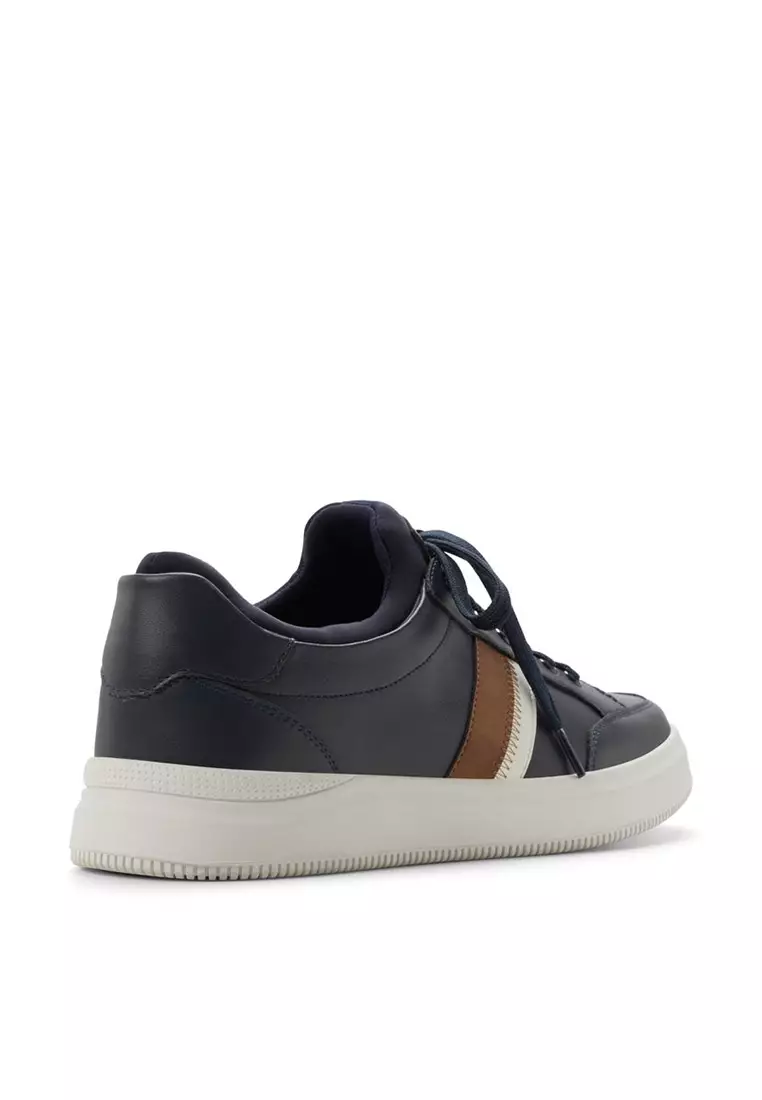 Shadwell Low-Top Sneakers