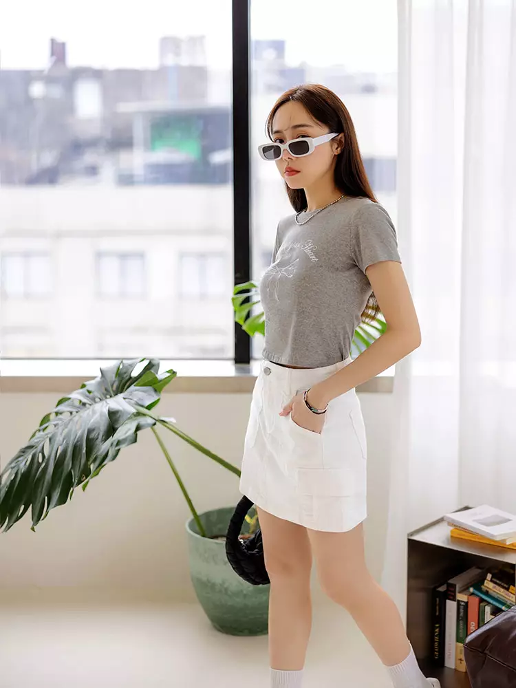 彈性棉質多口袋A字短裙《CA2935》