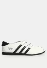 Core White/Core Black/Silver Metallic