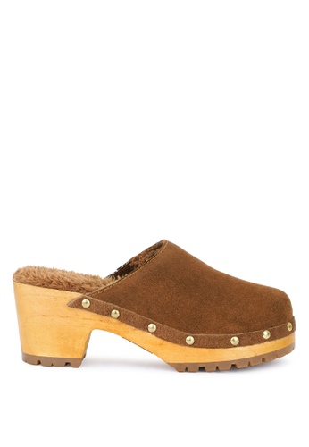 Rag & CO. brown Suede Clog Mules in Tan E7BBASH91A451EGS_1