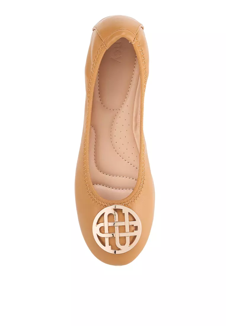 Elisa J2425-2 Flat Shoes Brown