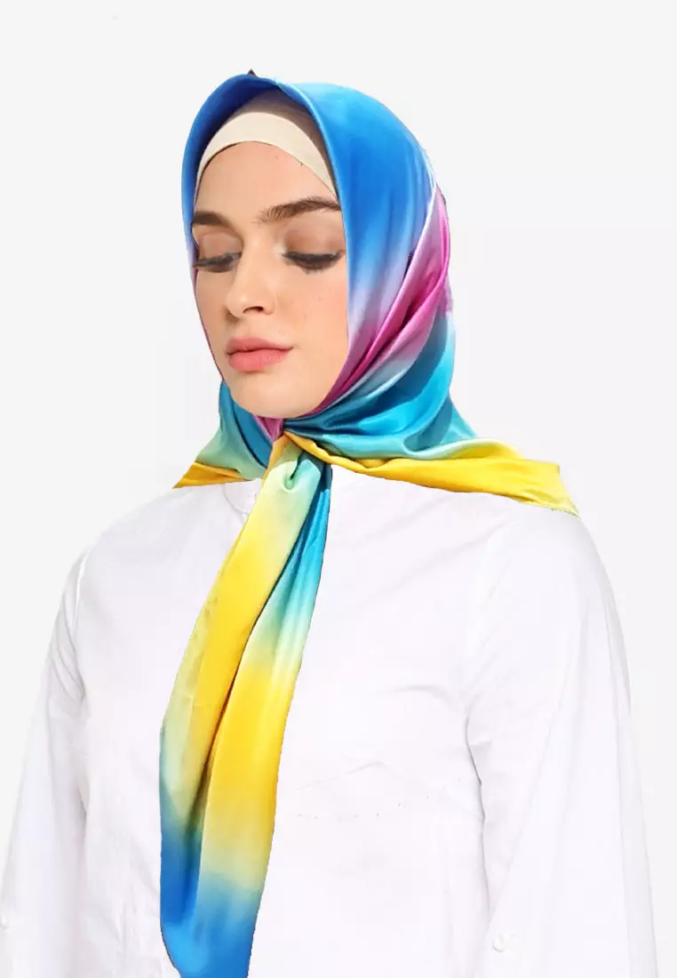 Hijab Scarf Rainbow Square Scarf Hijab Segi Empat Gradasi Pelangi Satin Pink,Blue & Yellow