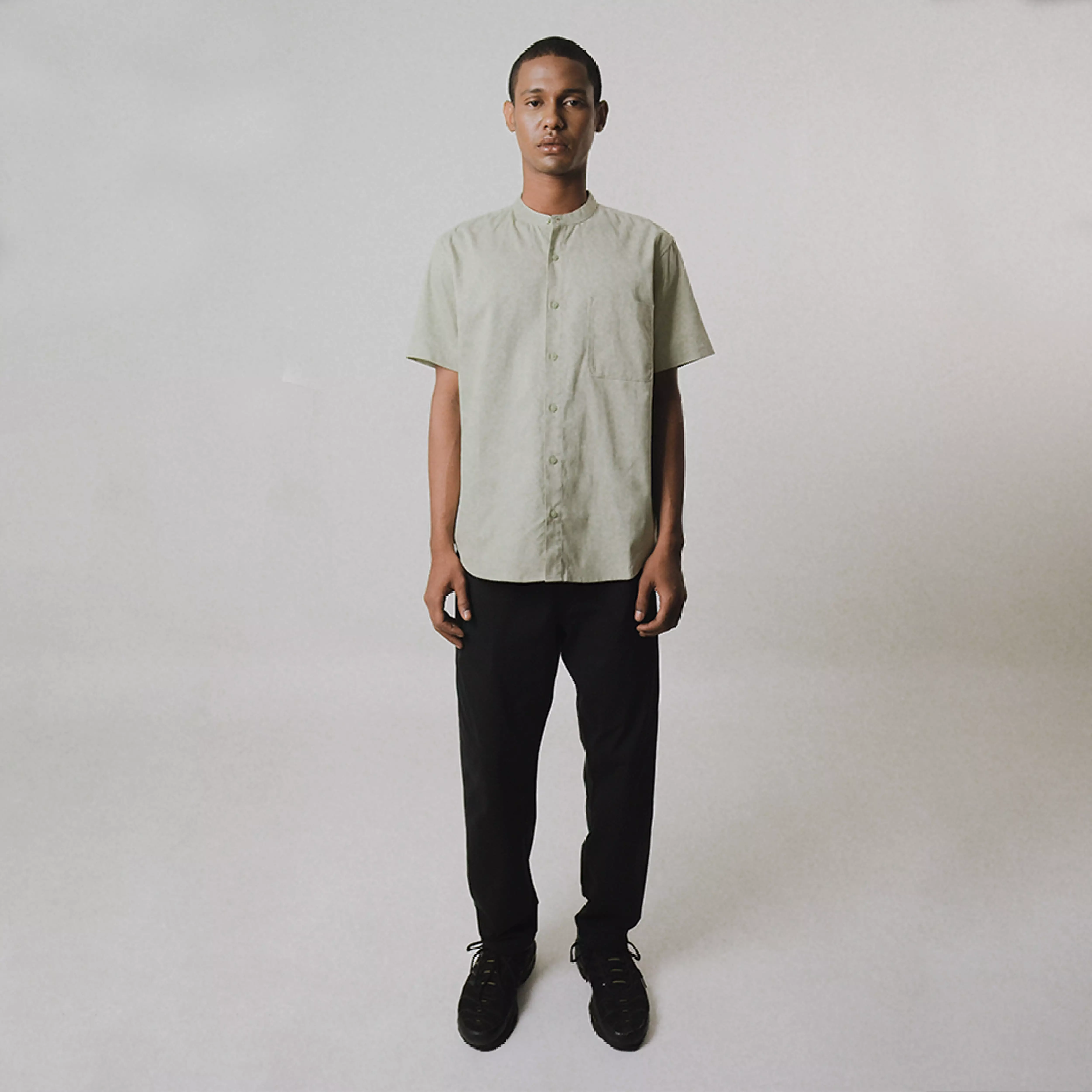 LARUSSO X Rizky Ridho - Form + Focus - Big Size Koko Ultra Soft Lengan Pendek - Artichoke Green