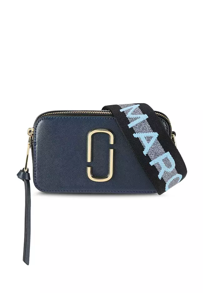 Marc jacobs discount logo strap snapshot