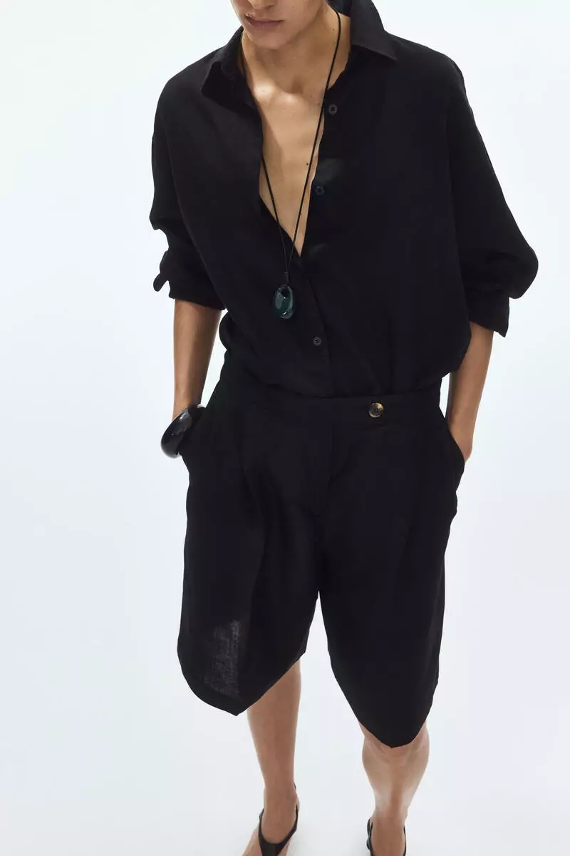 Linen-blend Bermuda shorts