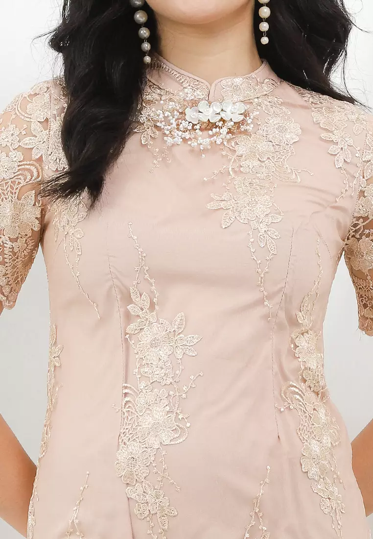 S/S Embroidered Mesh Shanghai Dress With Pin