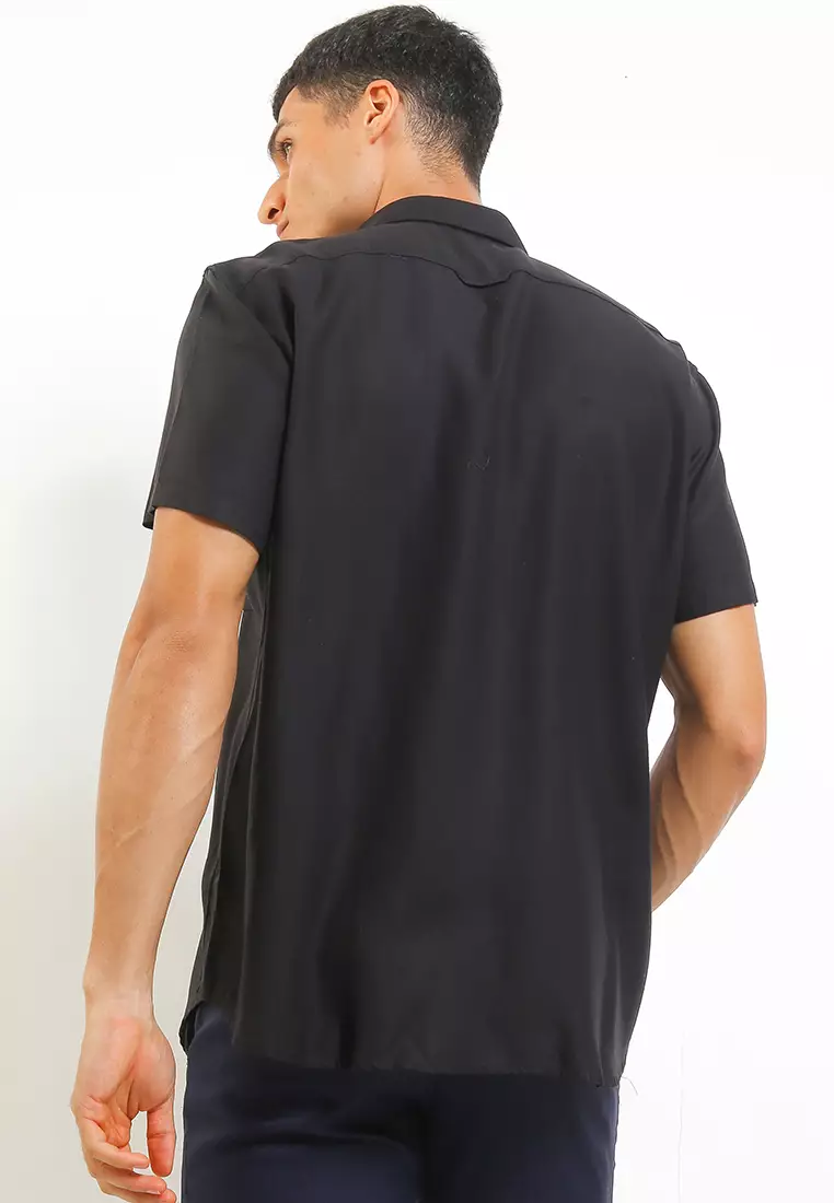 As Kemeja Lengan Pendek