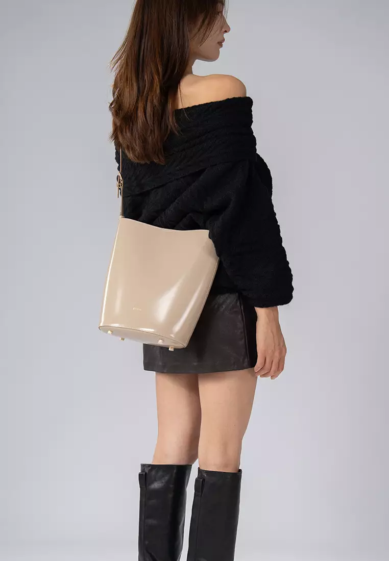 VERA Demi Bucket II - Caramel