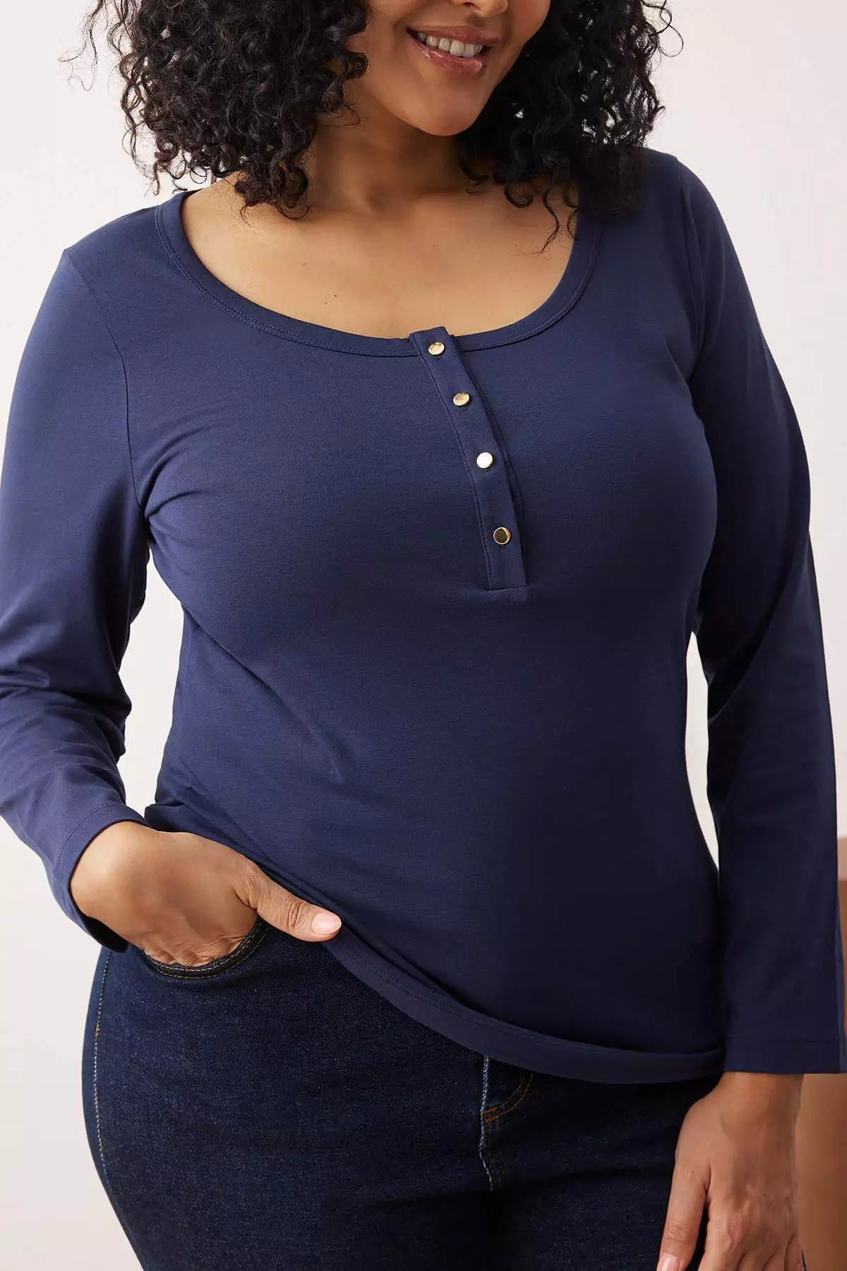 Navy Blue Knitted Body Fitting Button Detail Plus Size Blouse Tbbaw26Af00008