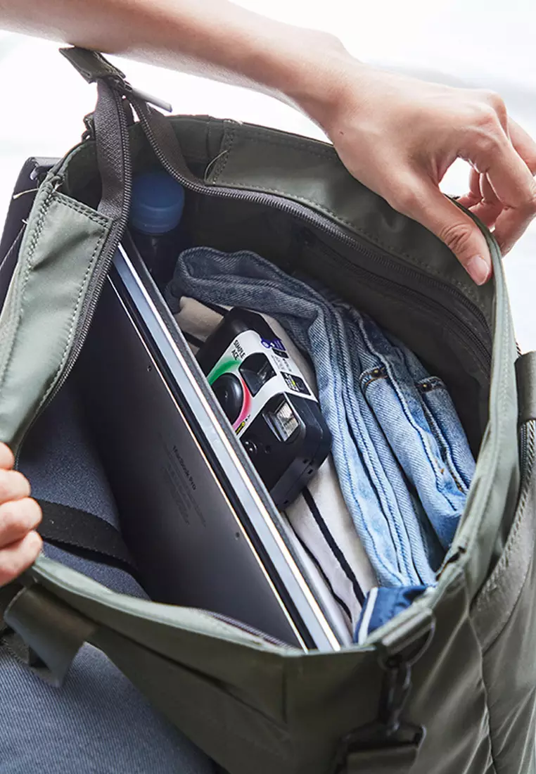 Waterproof nylon bag discount