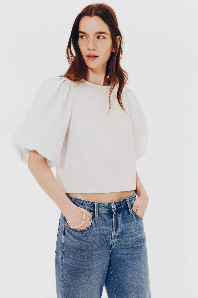 Low Knee-length denim shorts