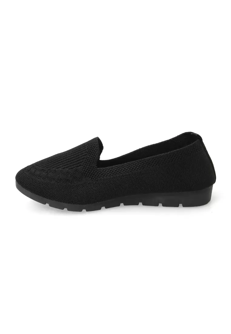Sepatu Wanita Slip On Simple Design Casual Premium Quality - Black