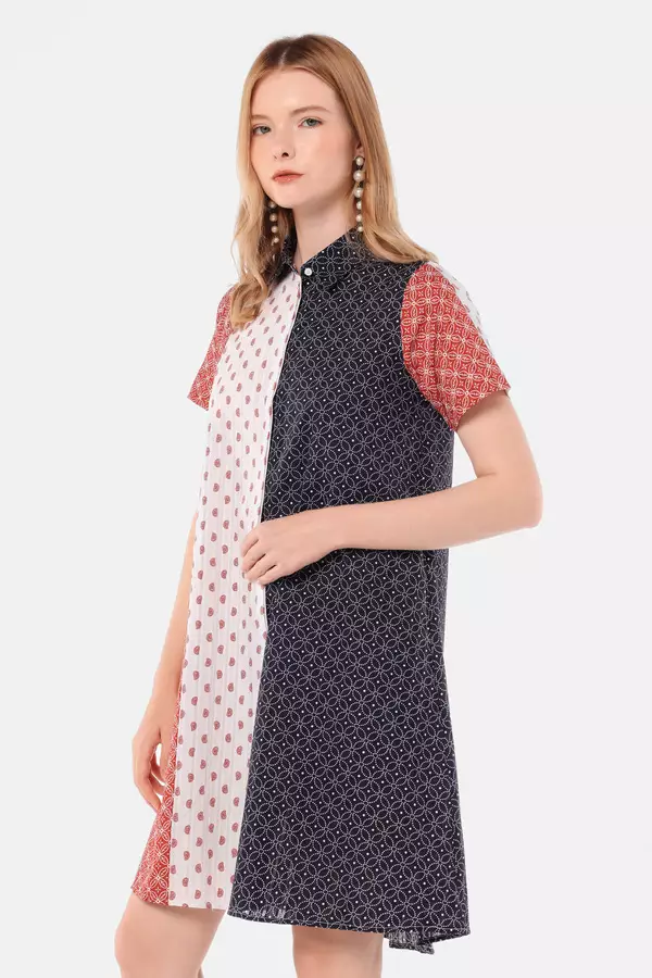 MINIMAL - Nastira - Dress Katun Motif Etnik - Red Colour Red