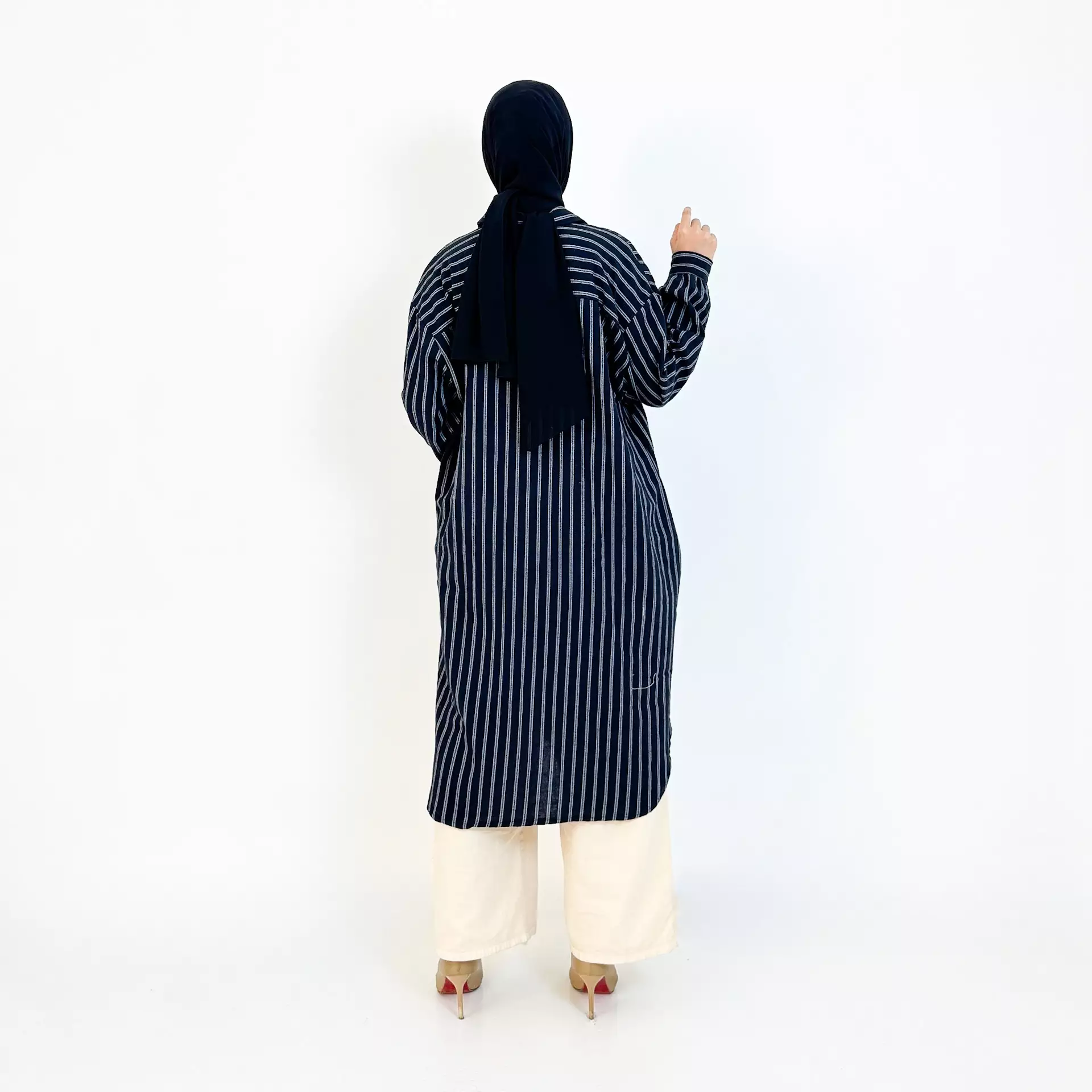 Nay Long Tunic (Kemeja Lengan Panjang Wanita) Hitam