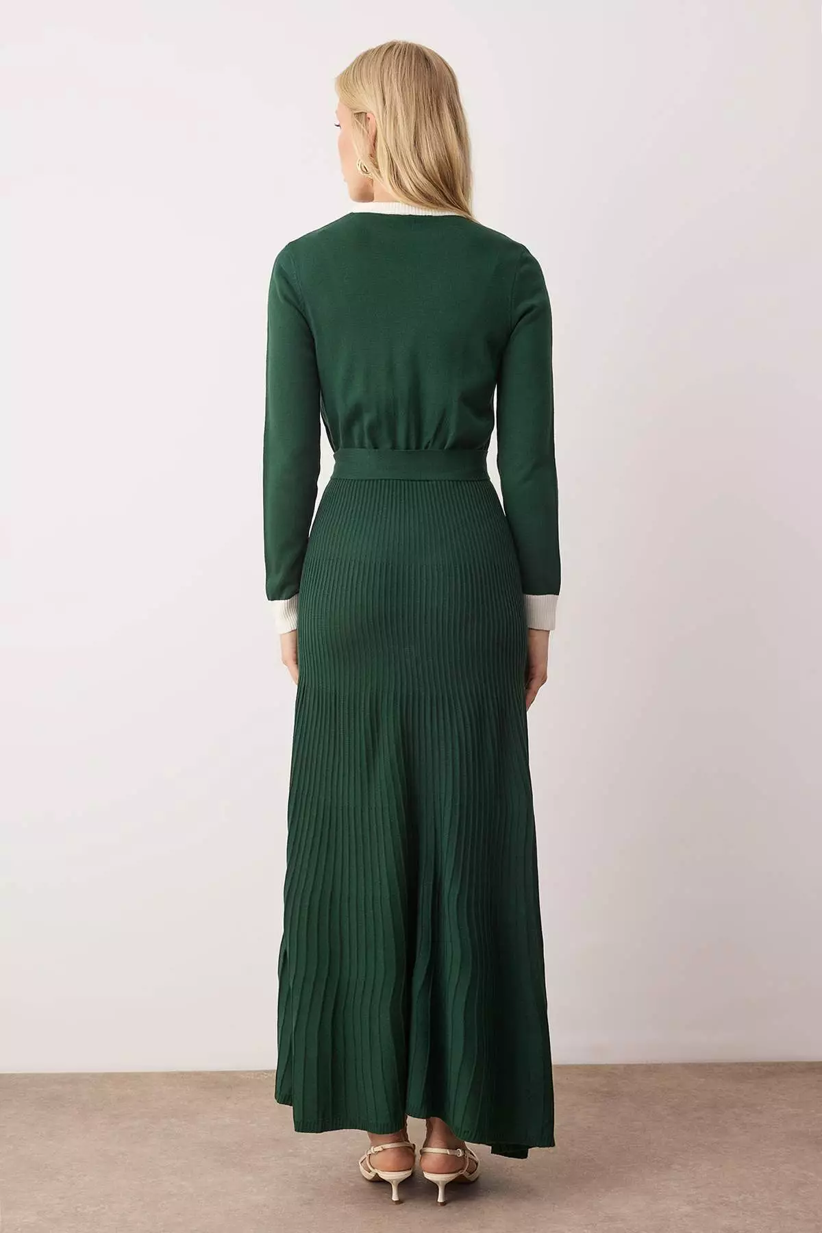 Emerald Green Pleated Knitwear Dress Tctaw26Eb00067