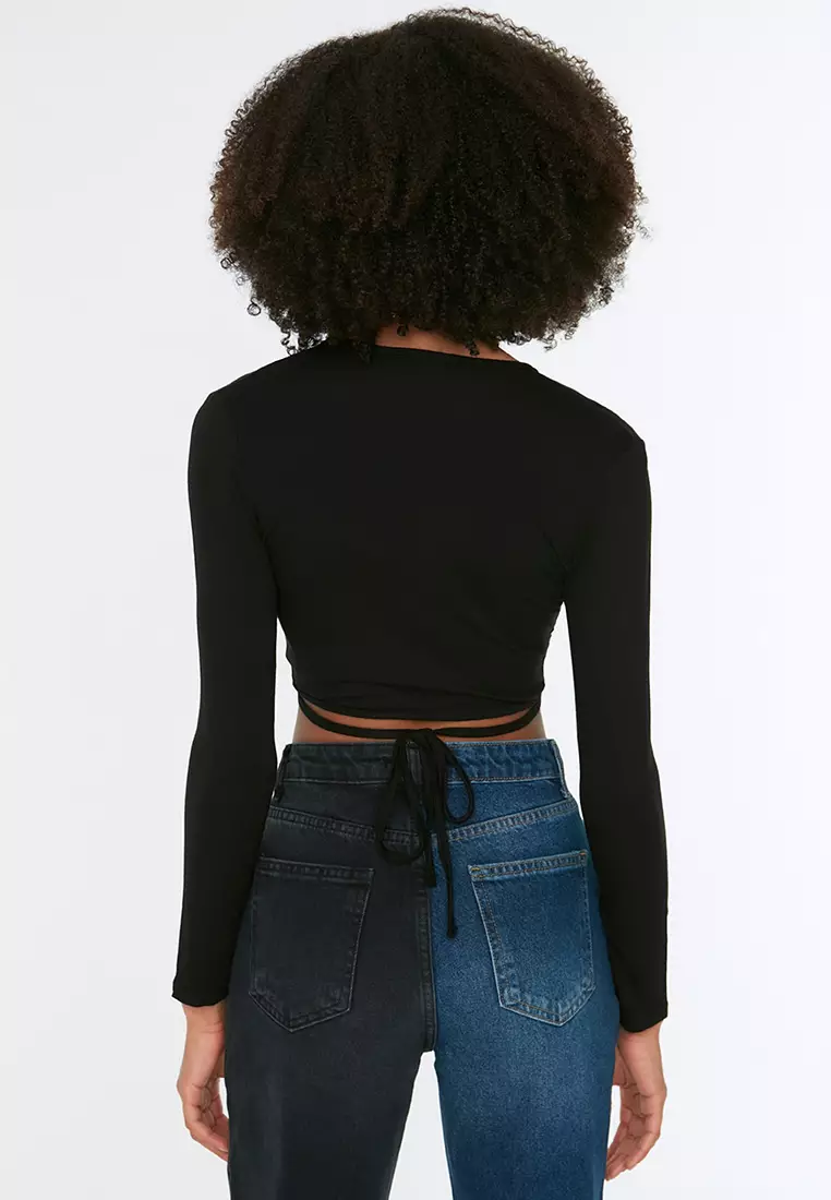 Tie Crossover Crop Top