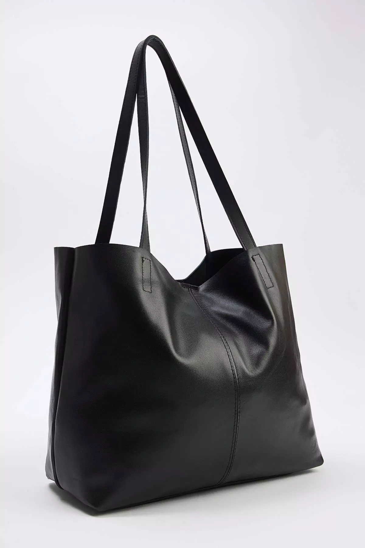 Black Leather Women'S Maxi Shoulder Bag Takaw26Oc00041