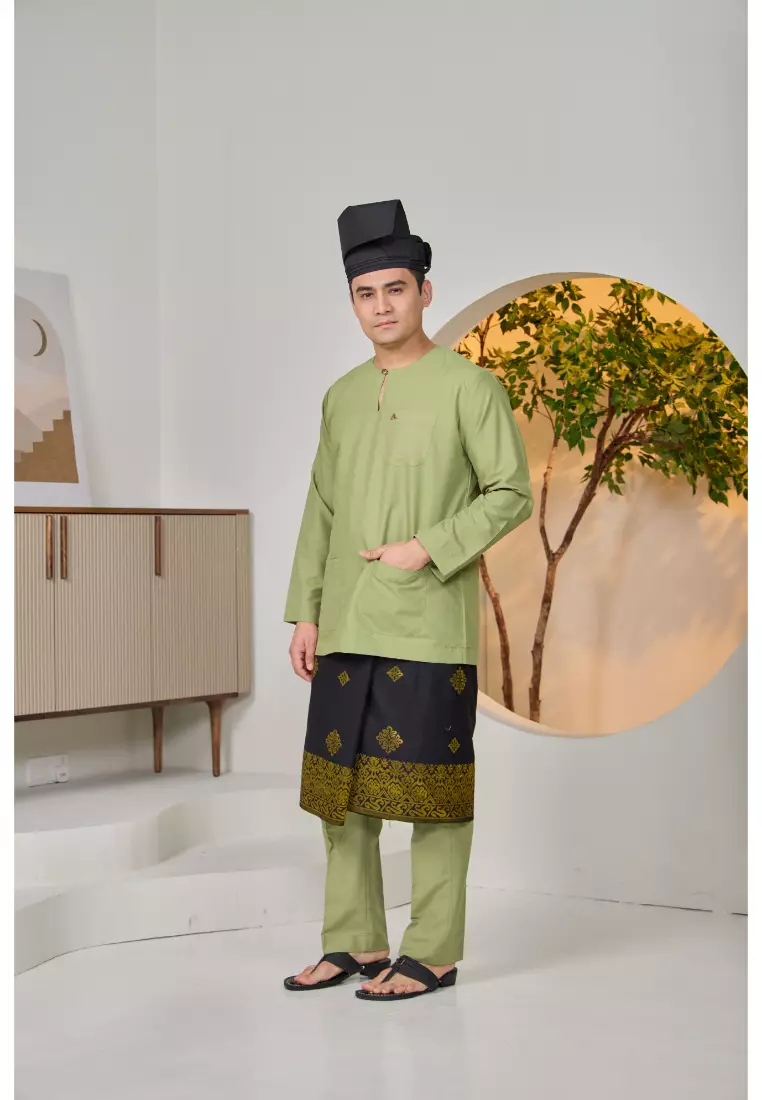 Baju Melayu Teluk Belanga