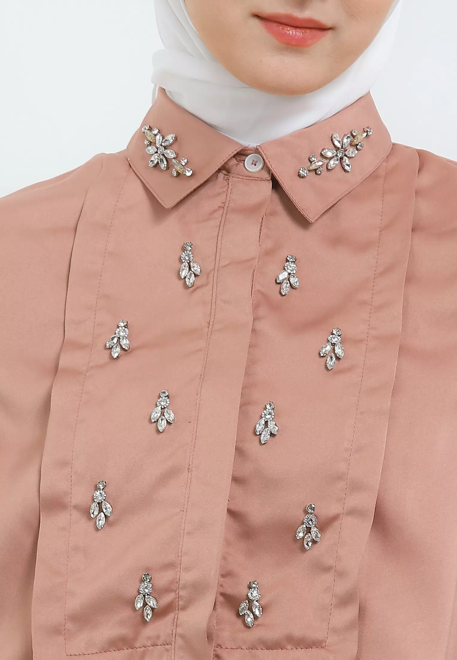 MFMW Shawyer Atasan Blouse Satin Dusty Coral With Payet