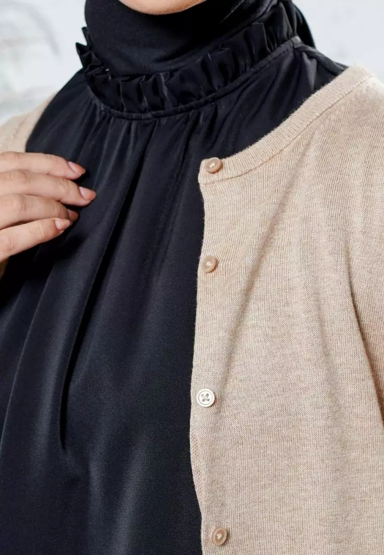 CELY Blouse Sleeveless Black - Atasan Wanita Wudhu Friendly - Bahan Soft Polyester