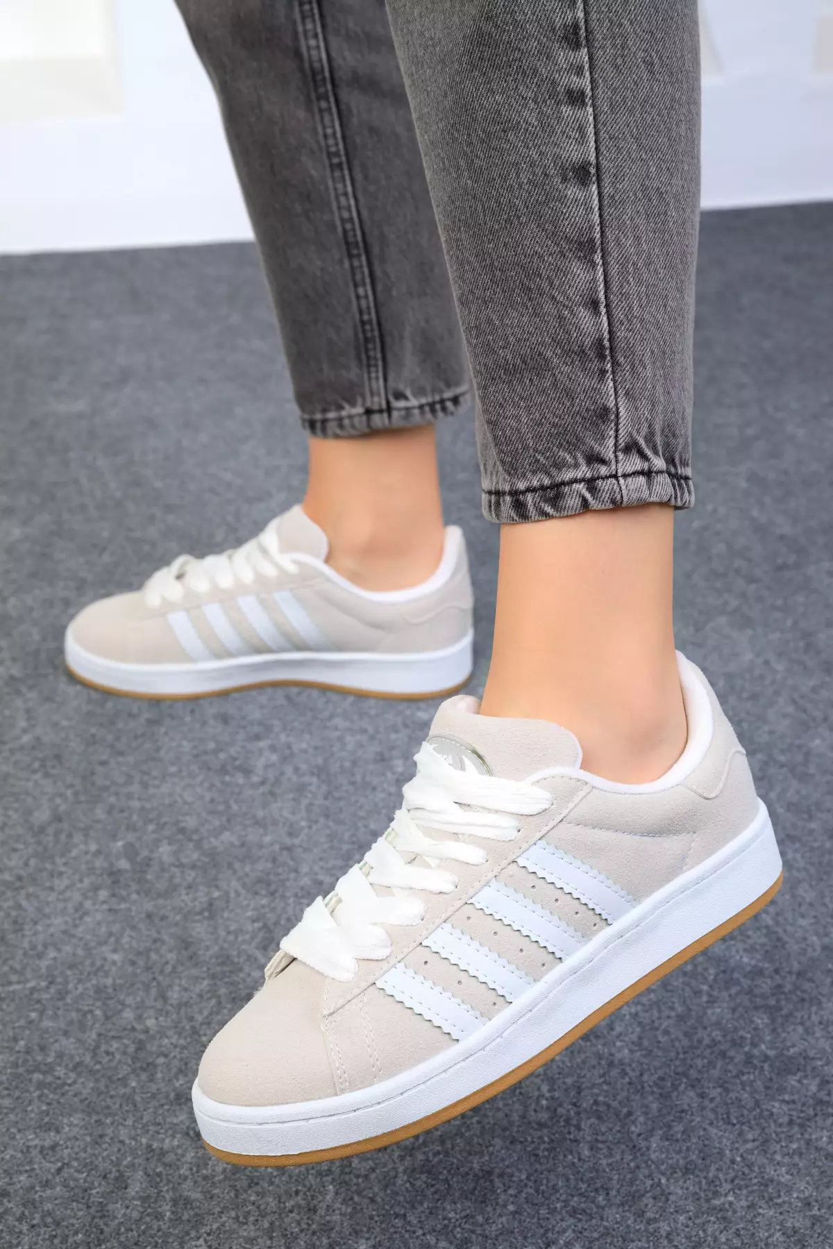Casual Sneakers with Stripes Detail