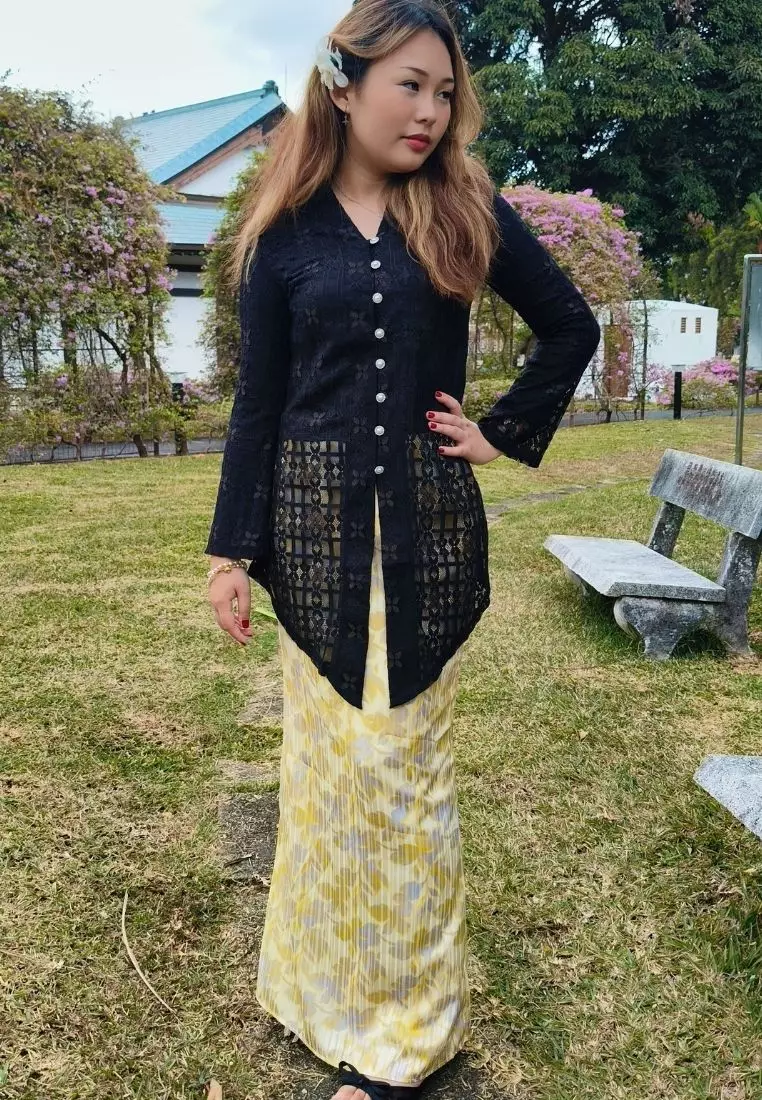 Loveaisyah Black Checkered Lace Kebaya Top & Floral Chiffon Skirt Hari Raya