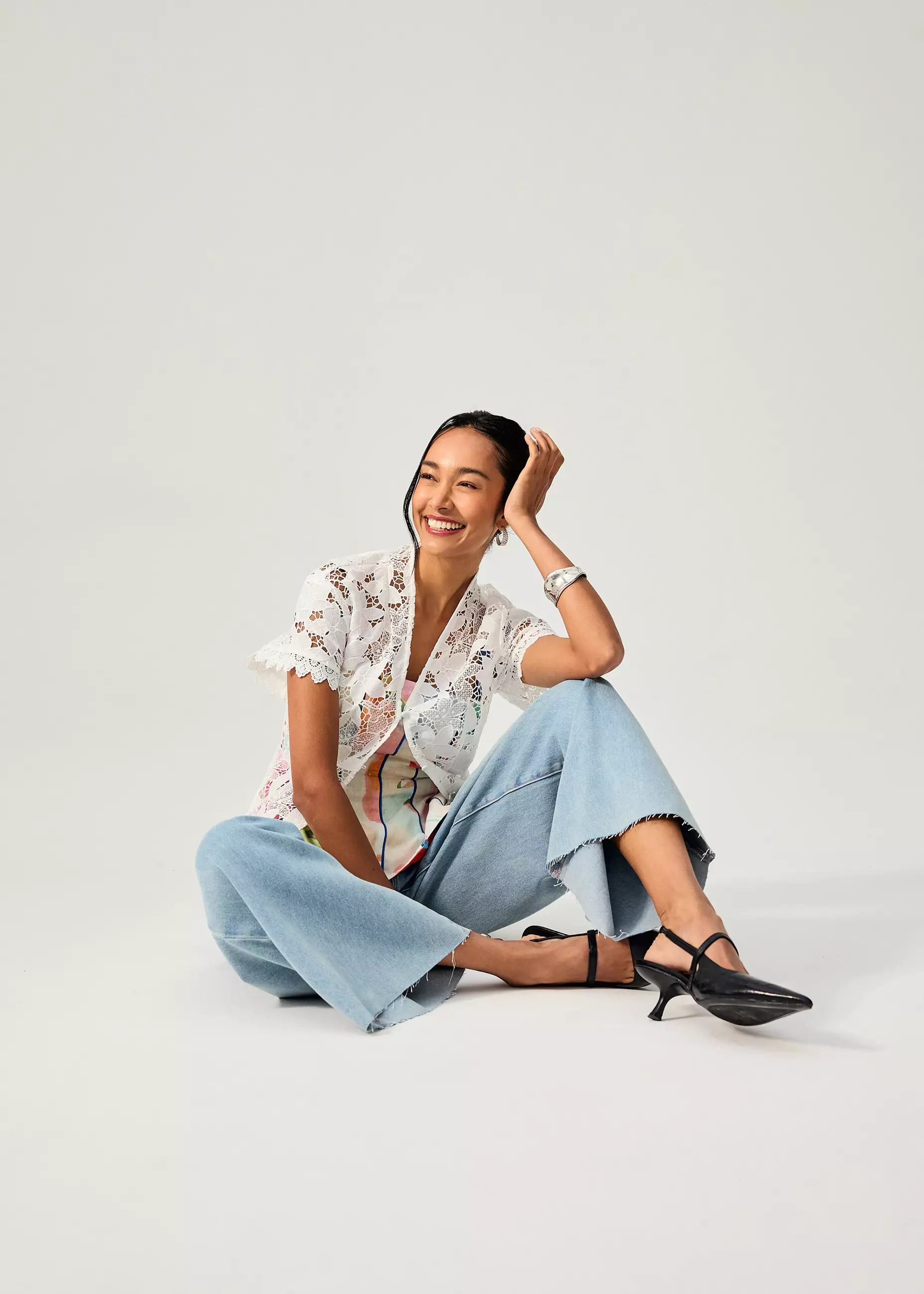 Atasan Wanita - Floral Lace Kebaya Top