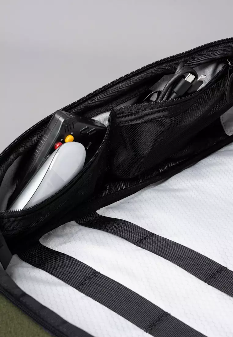 Alpaka Elements Travel Backpack 35L - Axoflux Green