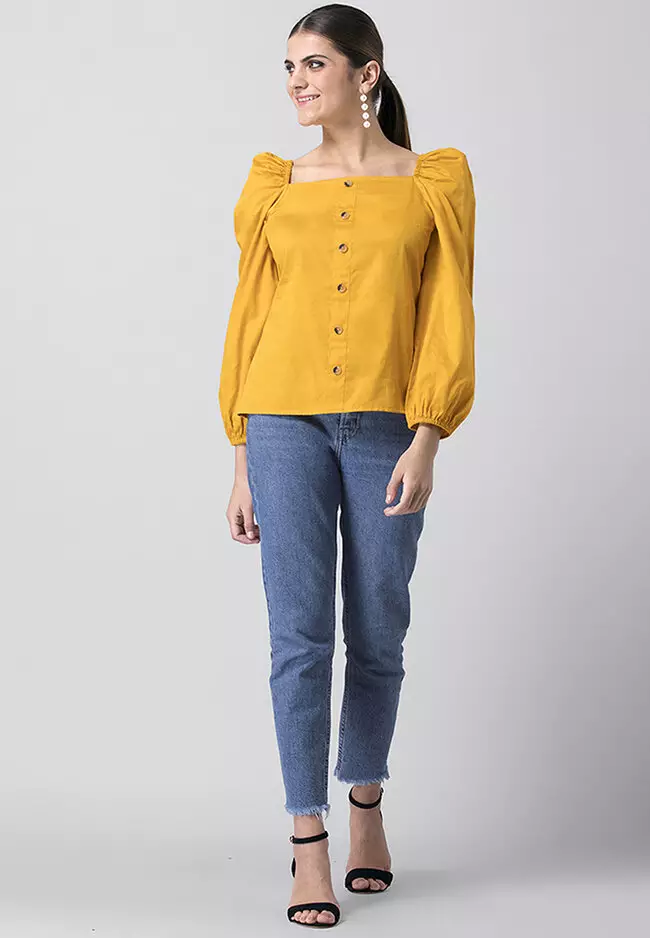Blouson Sleeves Buttoned Top
