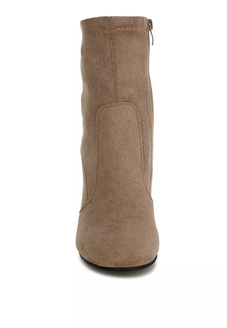 Sepatu Bot dari Bahan Katun Mikrofiber Warna Beige