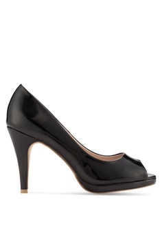 zalora pumps
