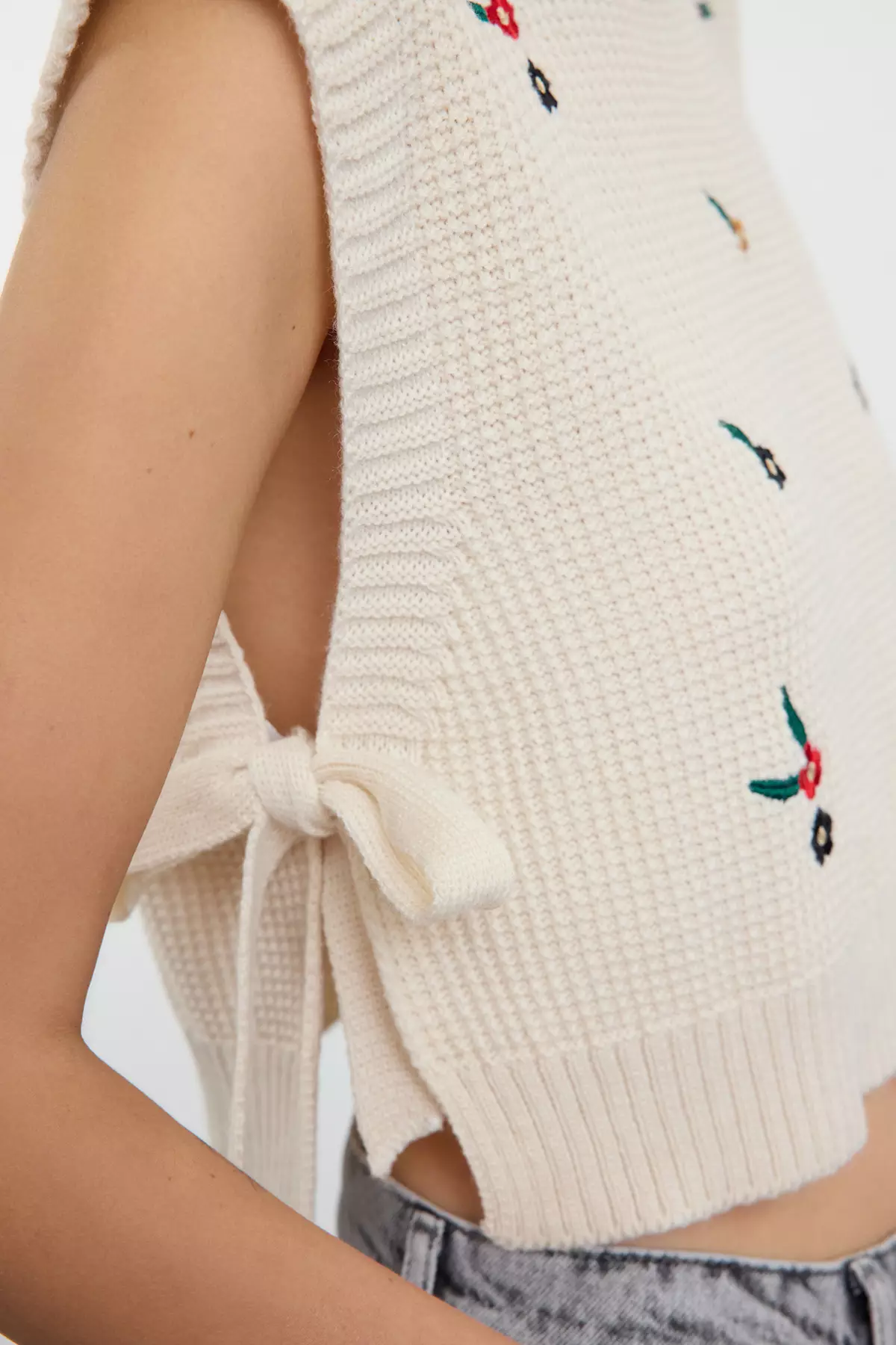 Knitwear Ecru Sweater - Embroidered, Tedaw25Sv