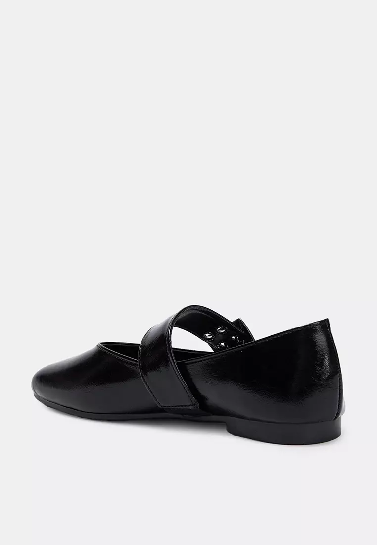 Buckle Detailed Mary Jane Shoes