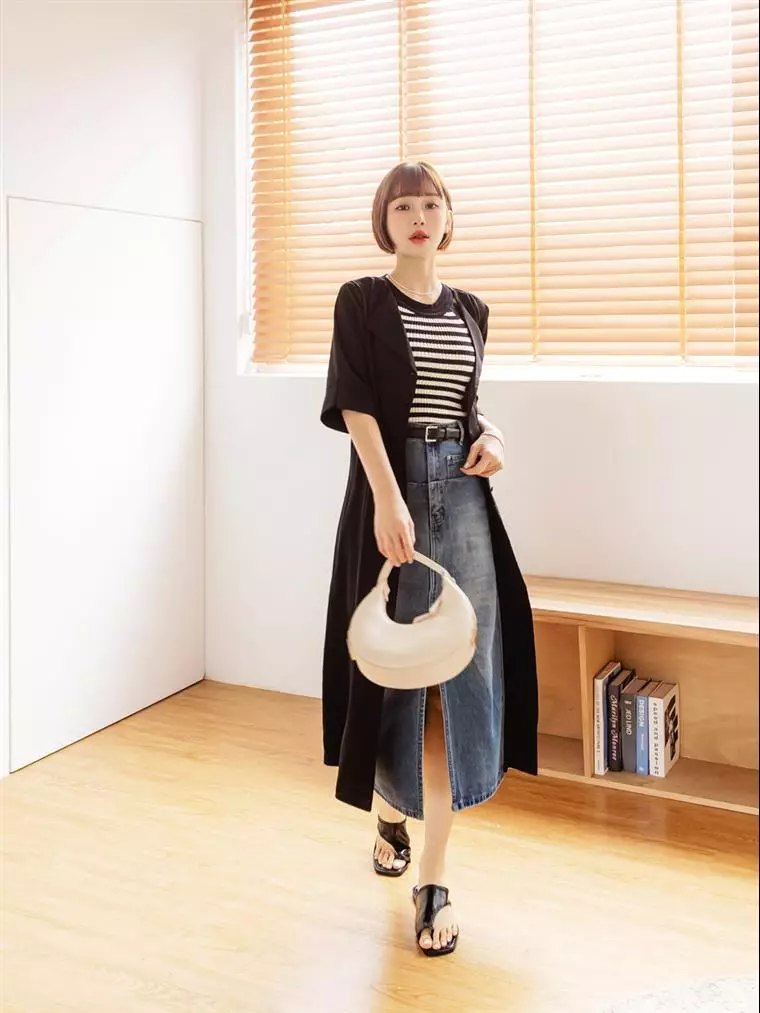 Soft Smooth Solid Color Open Front Buttoned Cardigan Long Dress [DA9739]