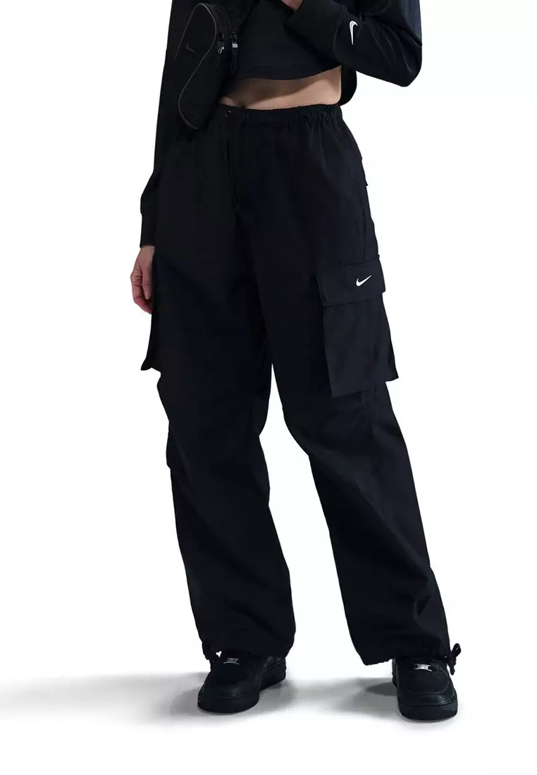 ★★Nike★★ Sportswear Mid Rise Cargo Pants W Black Sail FV Nike Sportswear Women's Mid-Rise Oversized Woven Cargo Pants